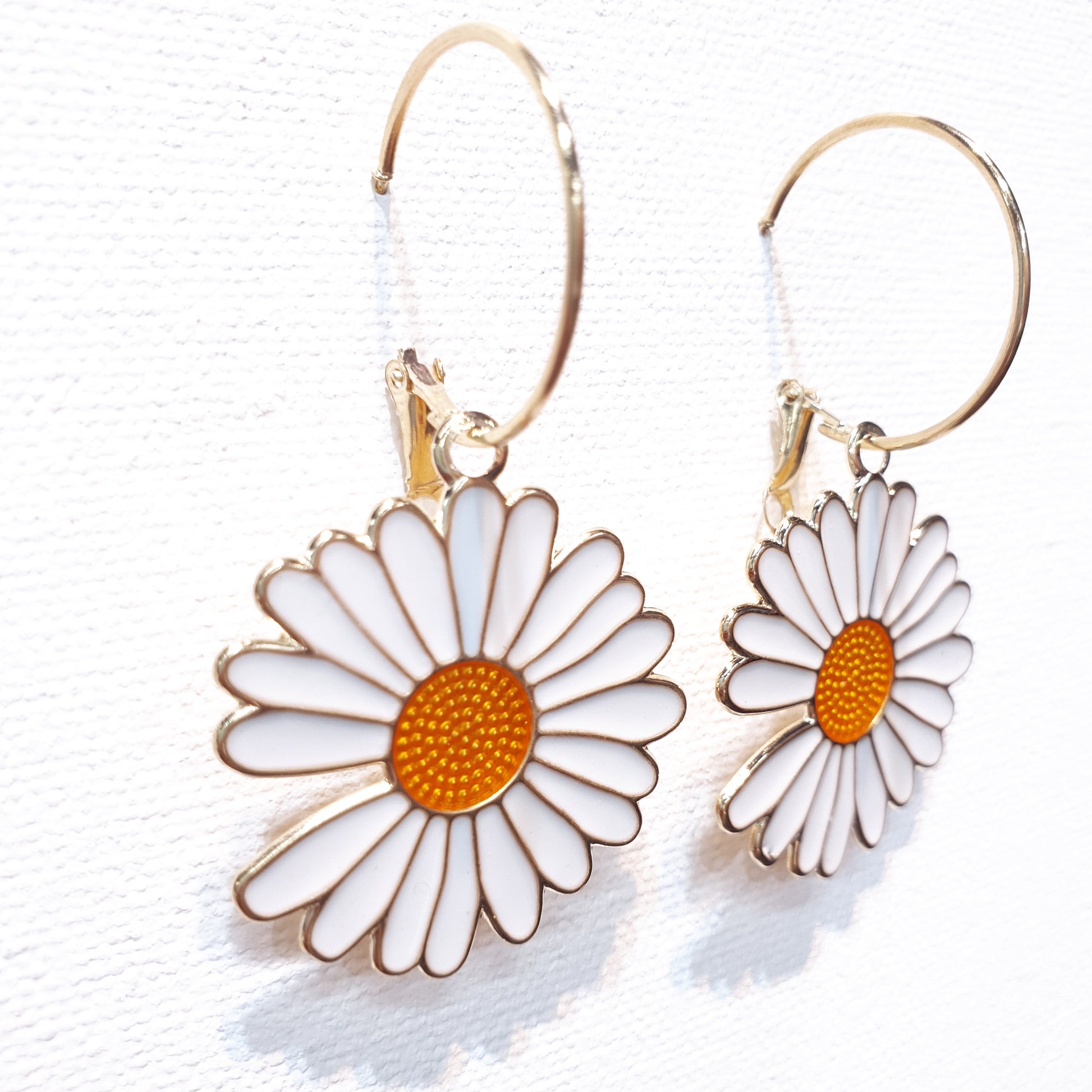 White Daisy Earrings