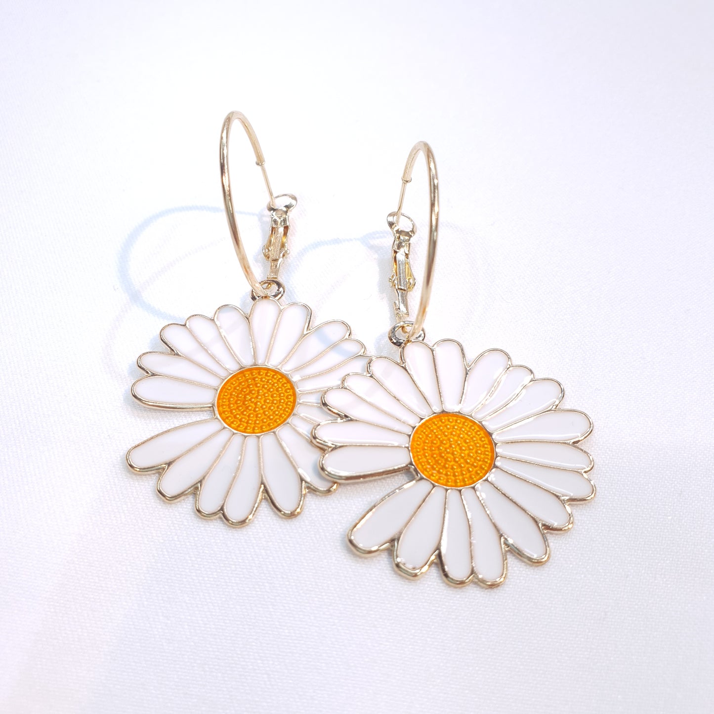 White Daisy Earrings