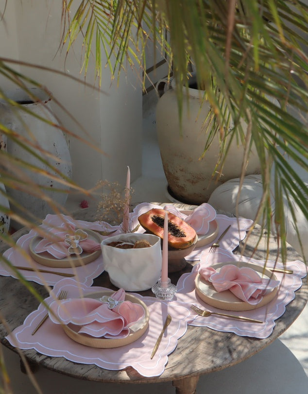 Linen Table Placemet and Napkins Set with Embroidered Scalloped Edges