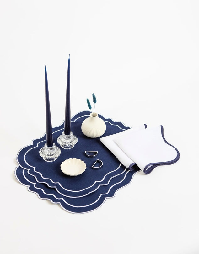 Linen Table Placemet and Napkins Set with Embroidered Scalloped Edges