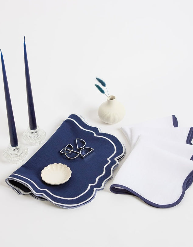 Linen Table Placemet and Napkins Set with Embroidered Scalloped Edges