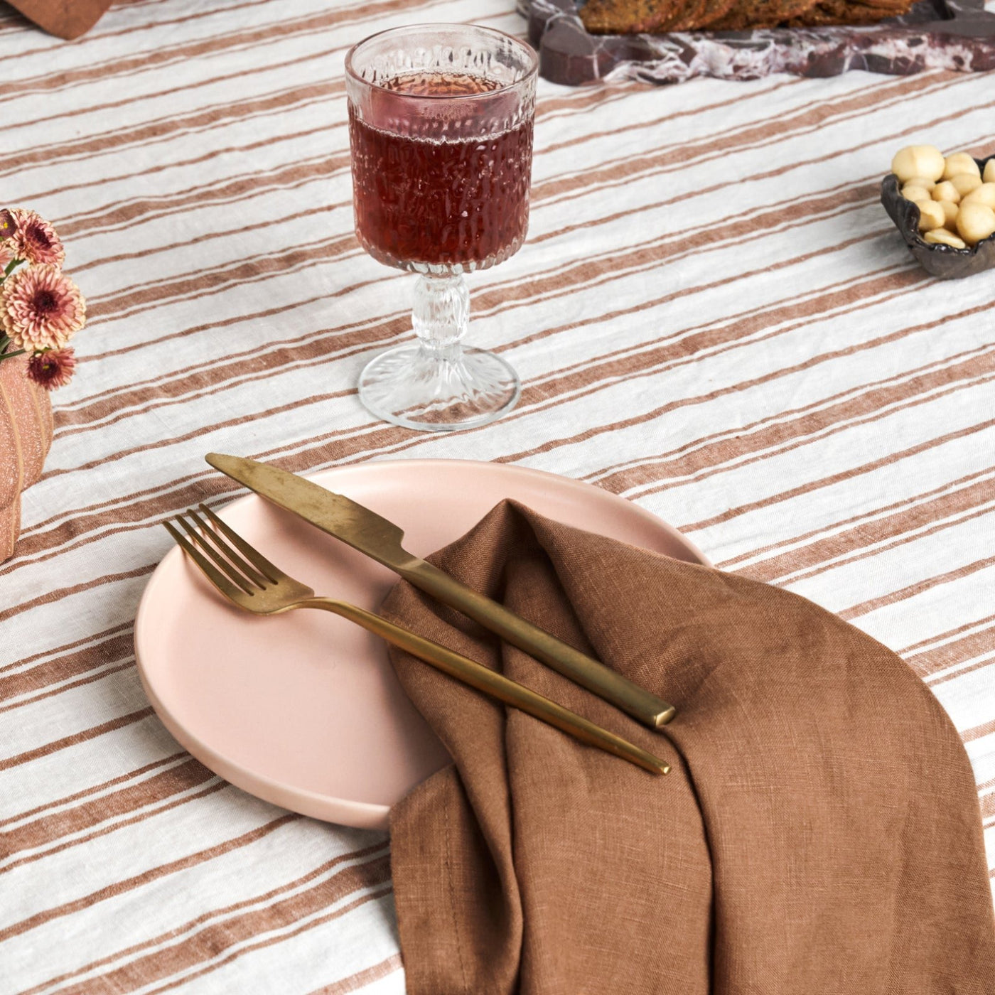 100% Linen Napkin Set Hazlenut