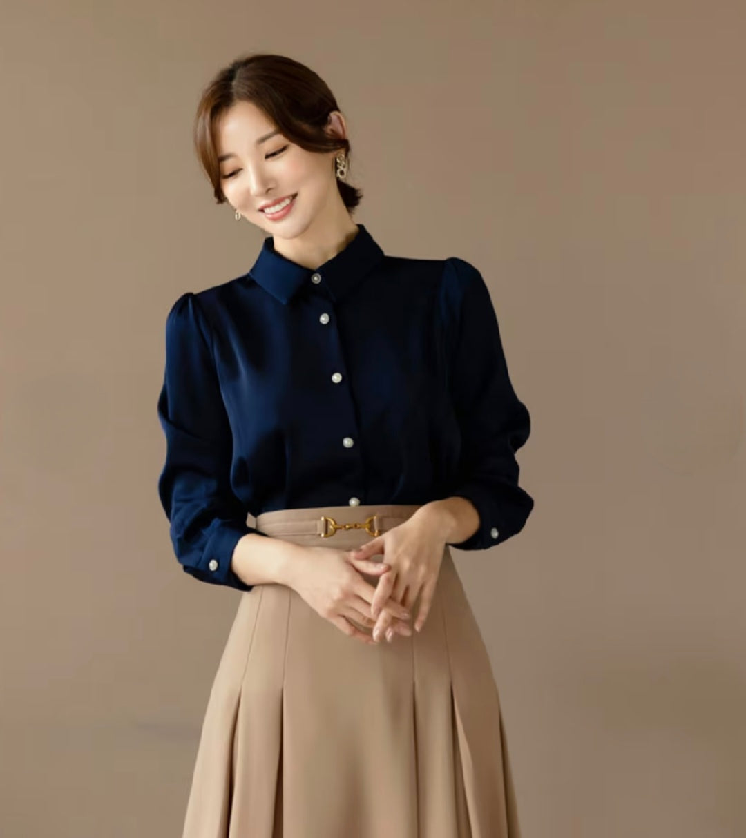 Long Sleeve Shirt with Pearl Buttons and Puffed Sleeves – November 28